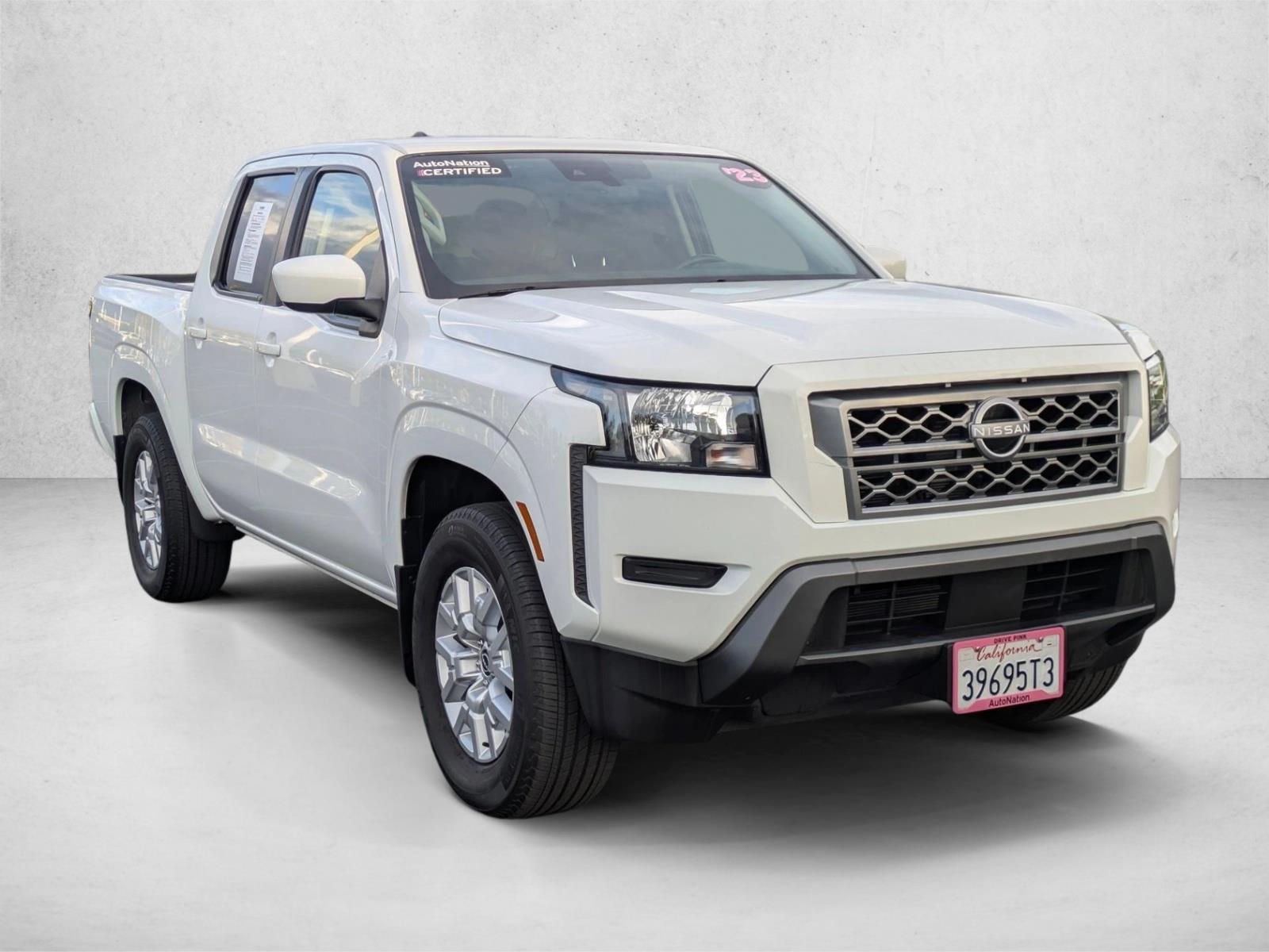 2023 Nissan Frontier SV photo 3