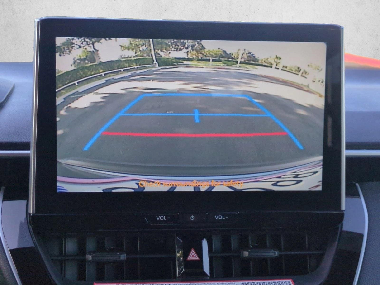 2025 Toyota Corolla SE - Photo 13