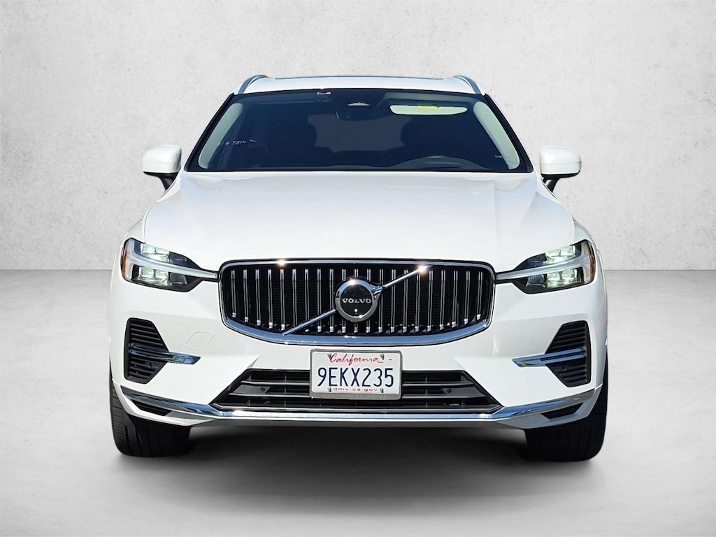 Used 2023 Volvo XC60 Recharge Plug-In Hybrid Ultimate Bright SUV