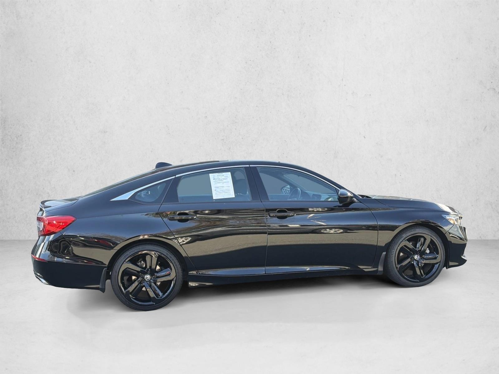 2022 Honda Accord Sport 1.5T photo 2