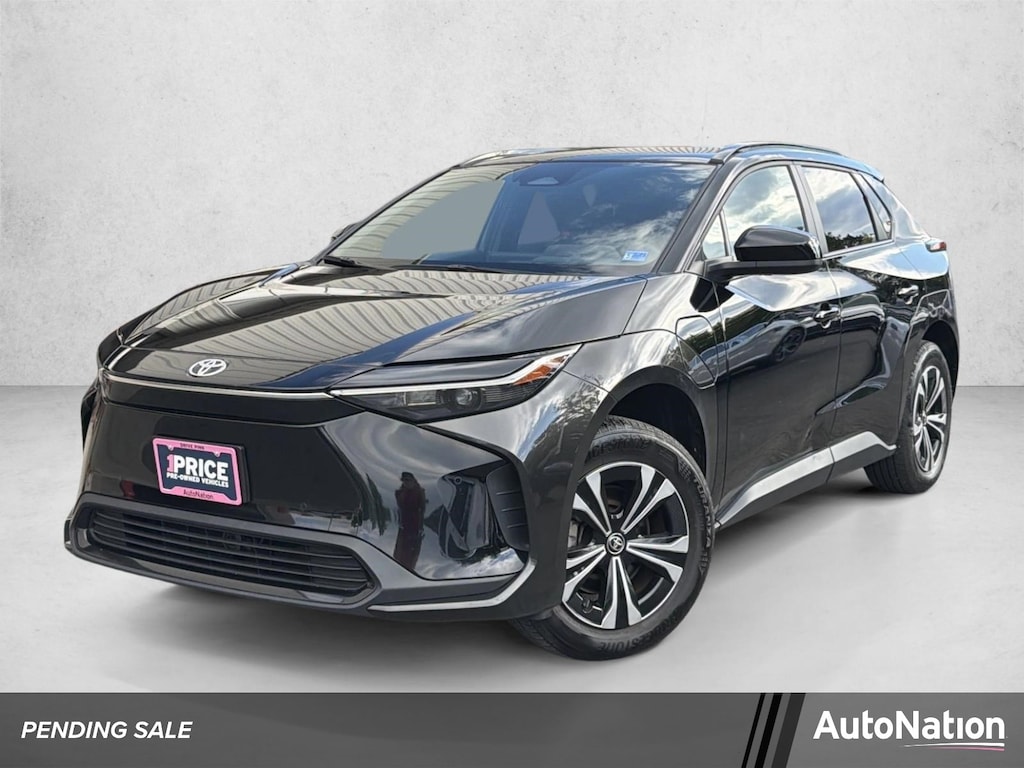 Used 2024 Toyota bZ4X XLE SUV