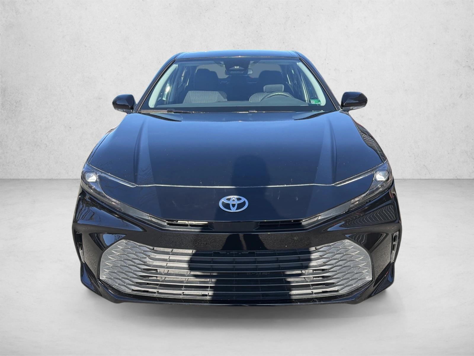 2025 Toyota Camry LE photo 2