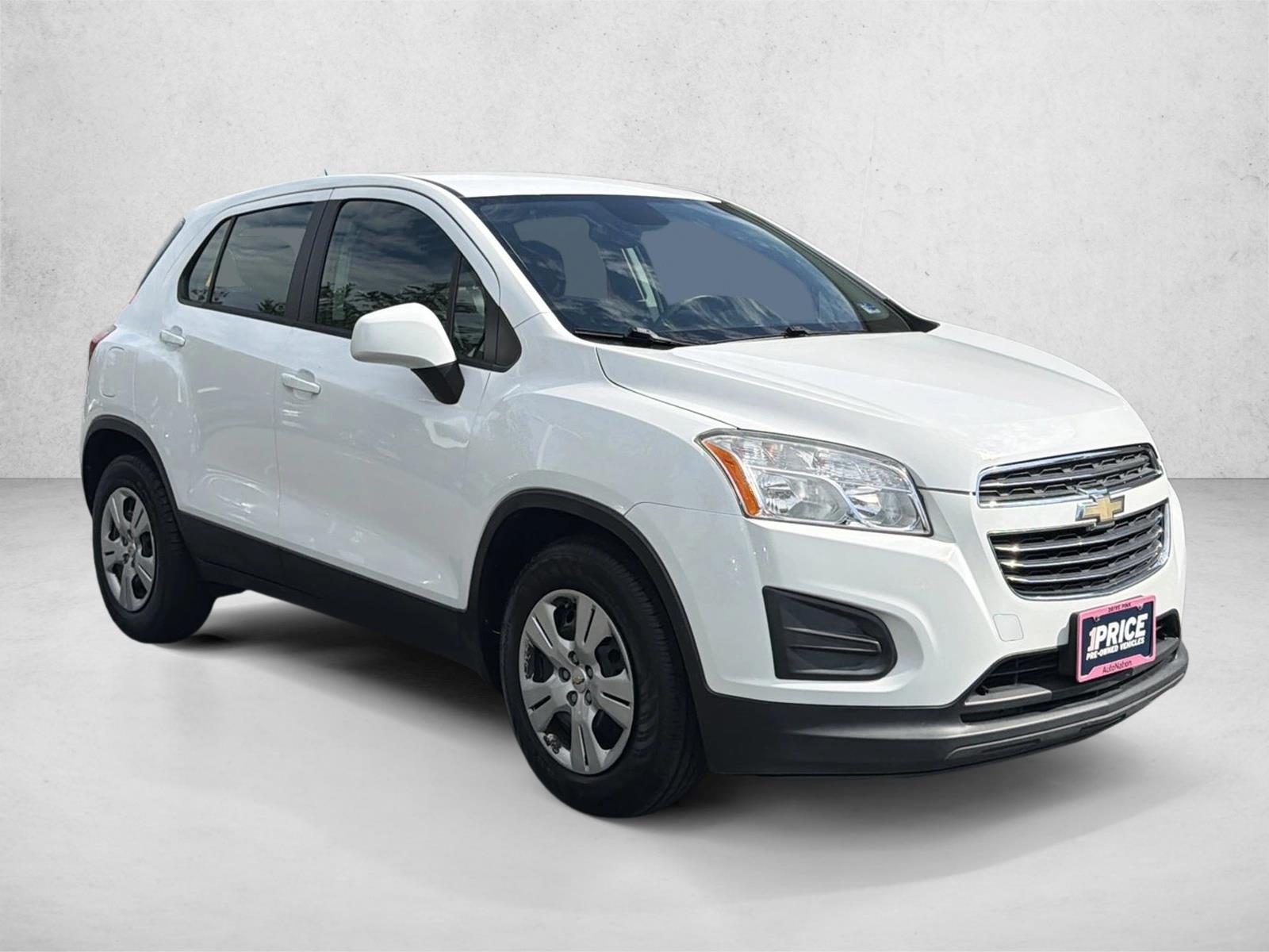 Used 2015 Chevrolet Trax LS with VIN KL7CJKSB3FB219680 for sale in Leesburg, VA