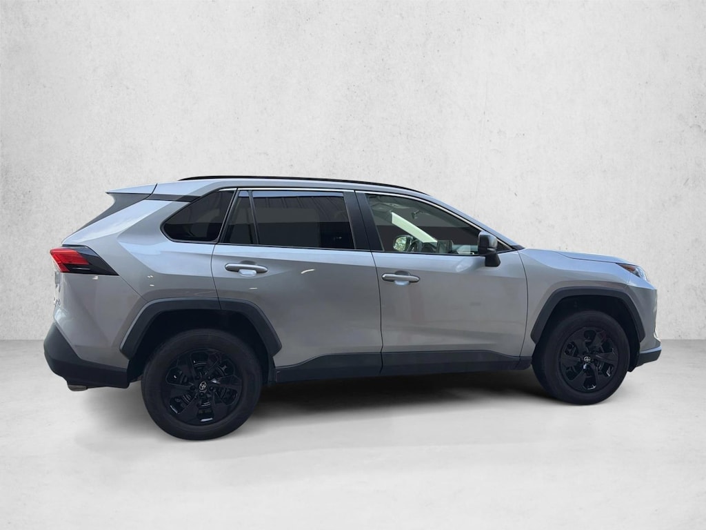 Used 2021 Toyota RAV4 LE SUV