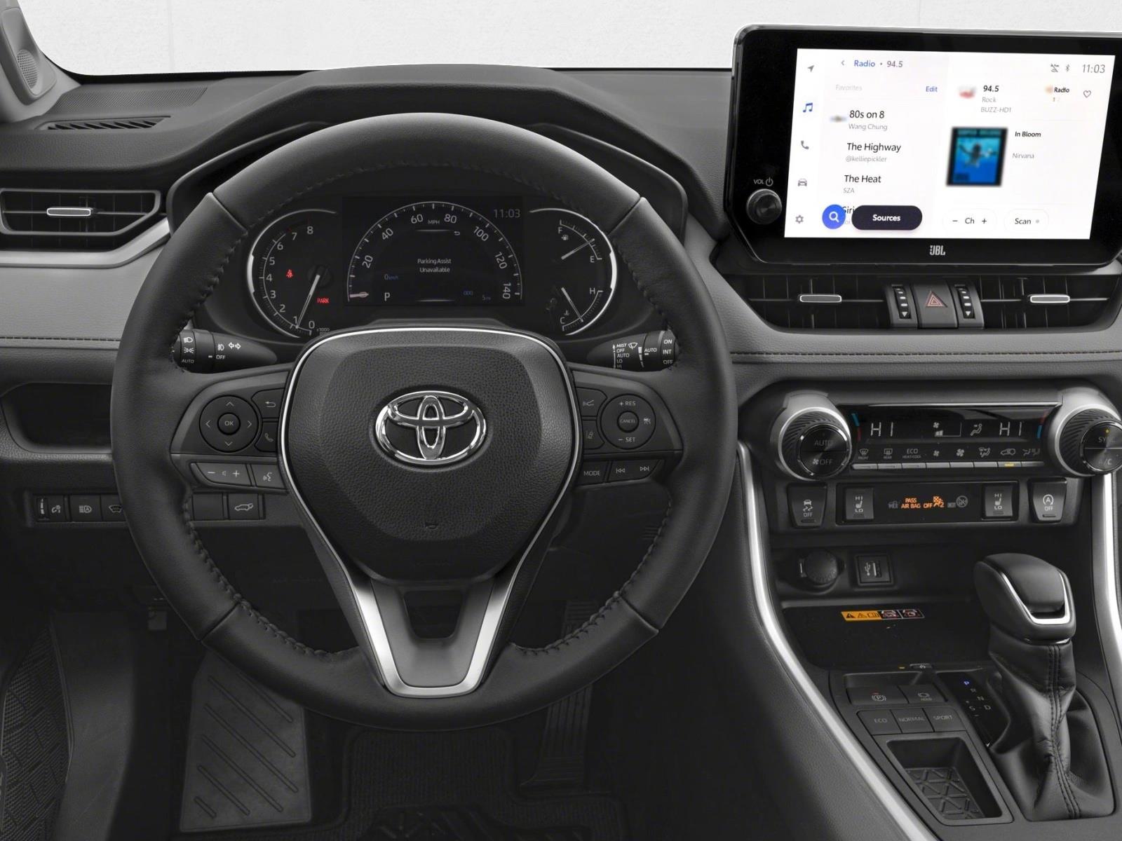 2025 Toyota RAV4 XLE photo 4