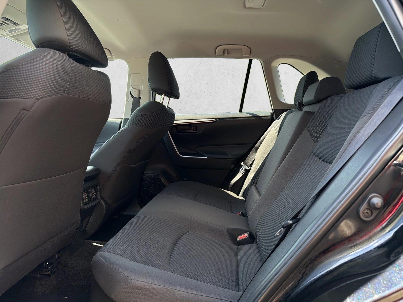 2025 Toyota RAV4 LE - Photo 21