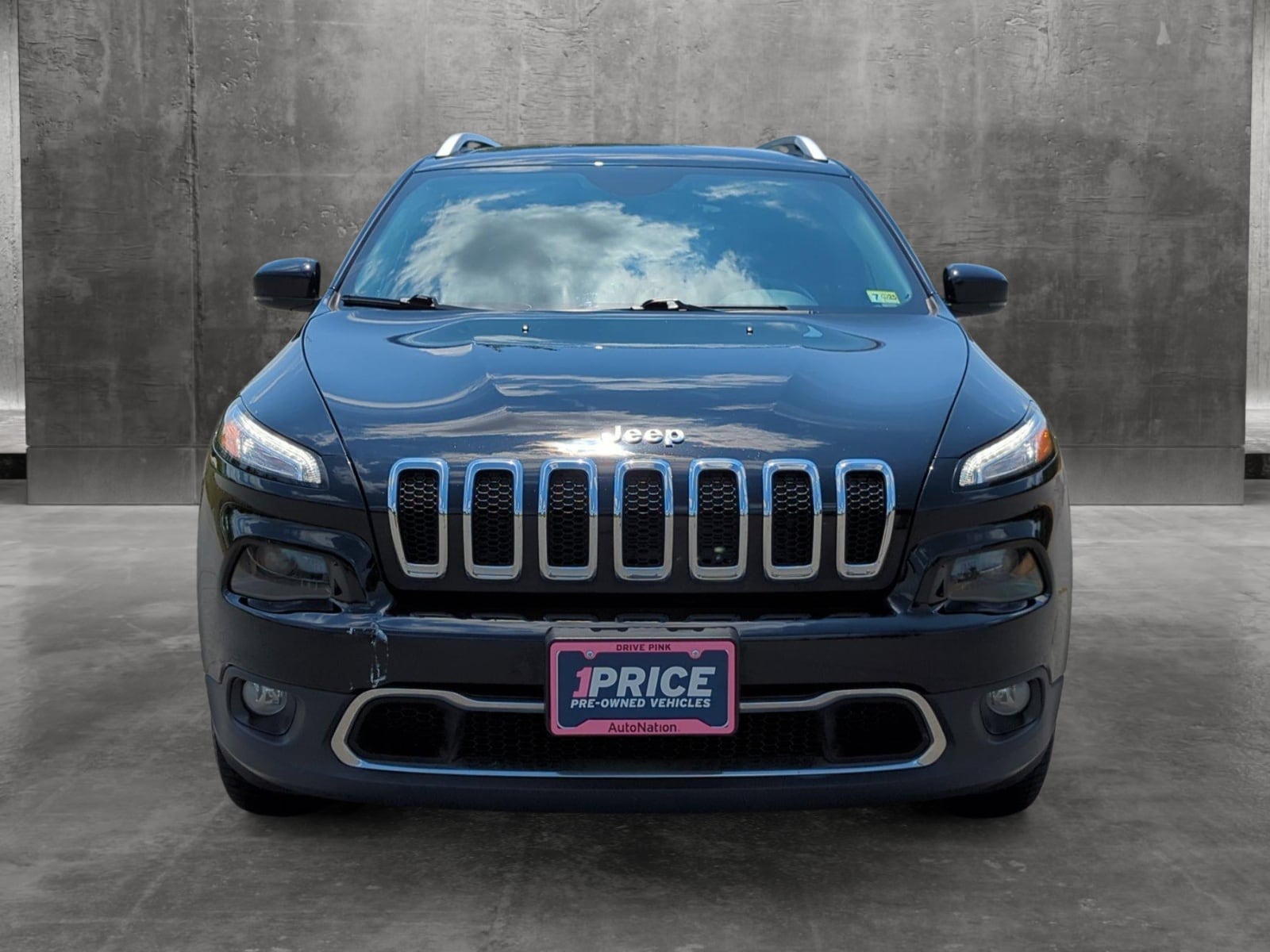 Used 2018 Jeep Cherokee Limited with VIN 1C4PJMDX0JD525404 for sale in Leesburg, VA