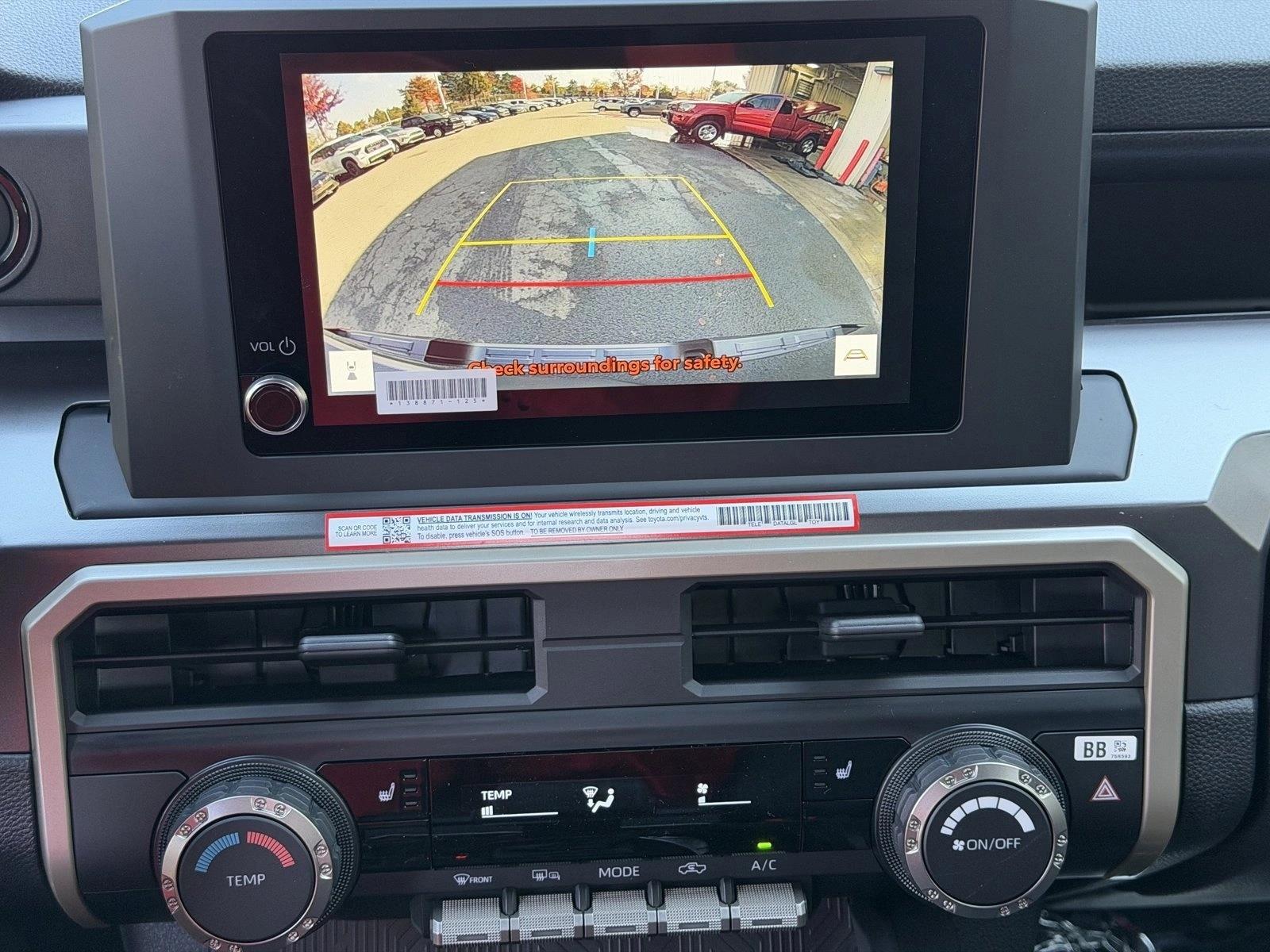 2025 Toyota Tacoma SR5 - Photo 17