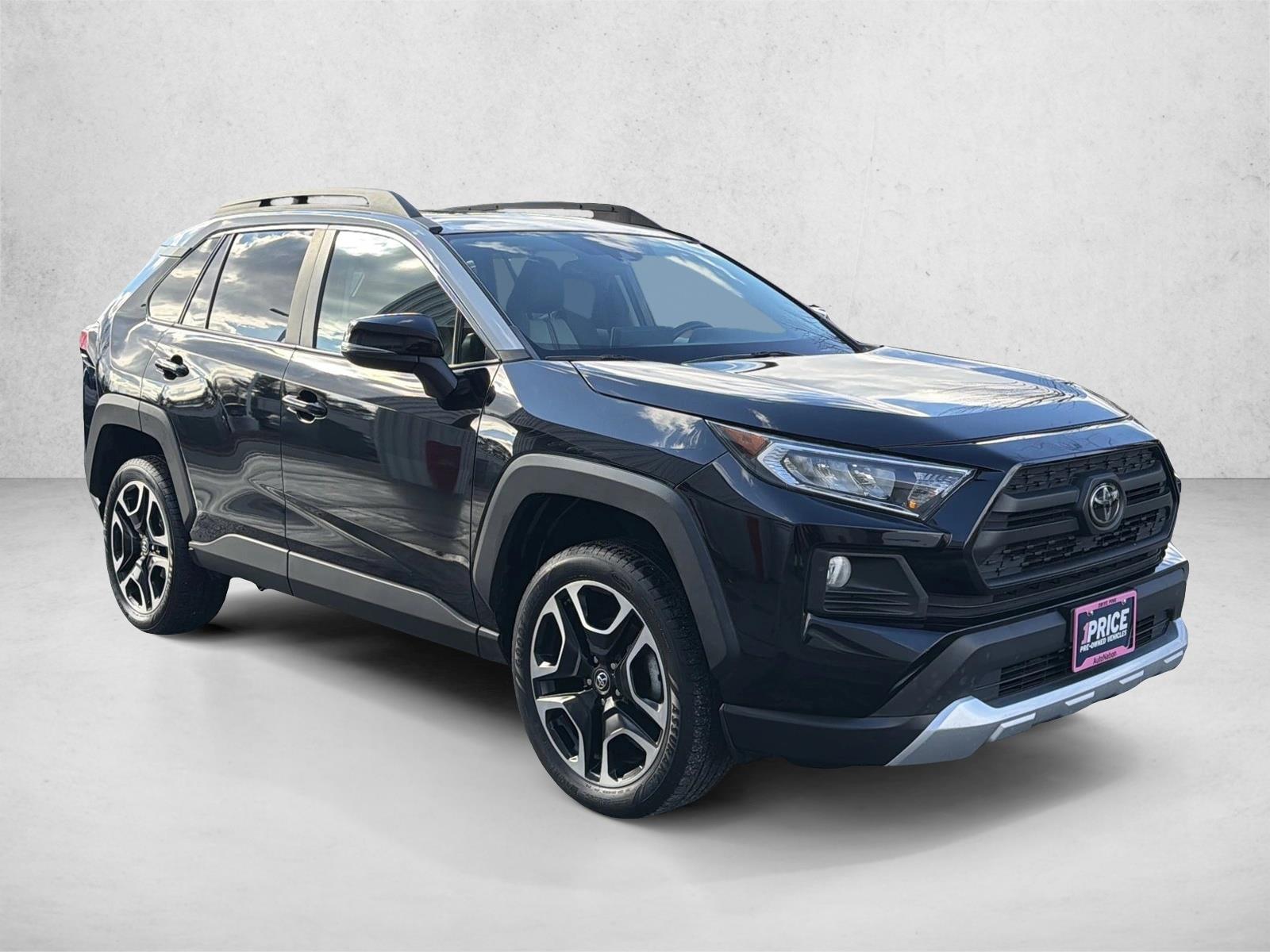 2019 Toyota RAV4 Adventure photo 3