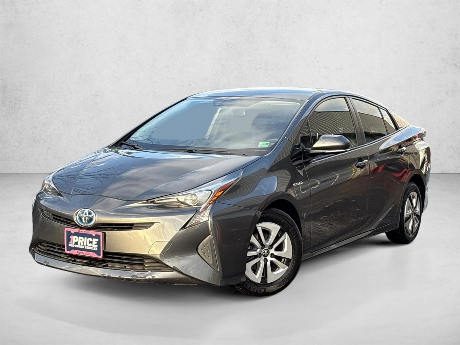 2016 Toyota Prius Three