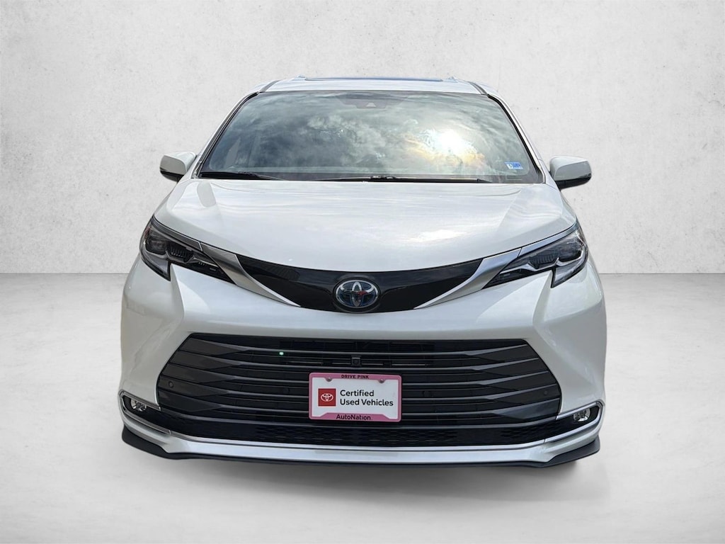 Used 2021 Toyota Sienna Platinum 7 Passenger Van