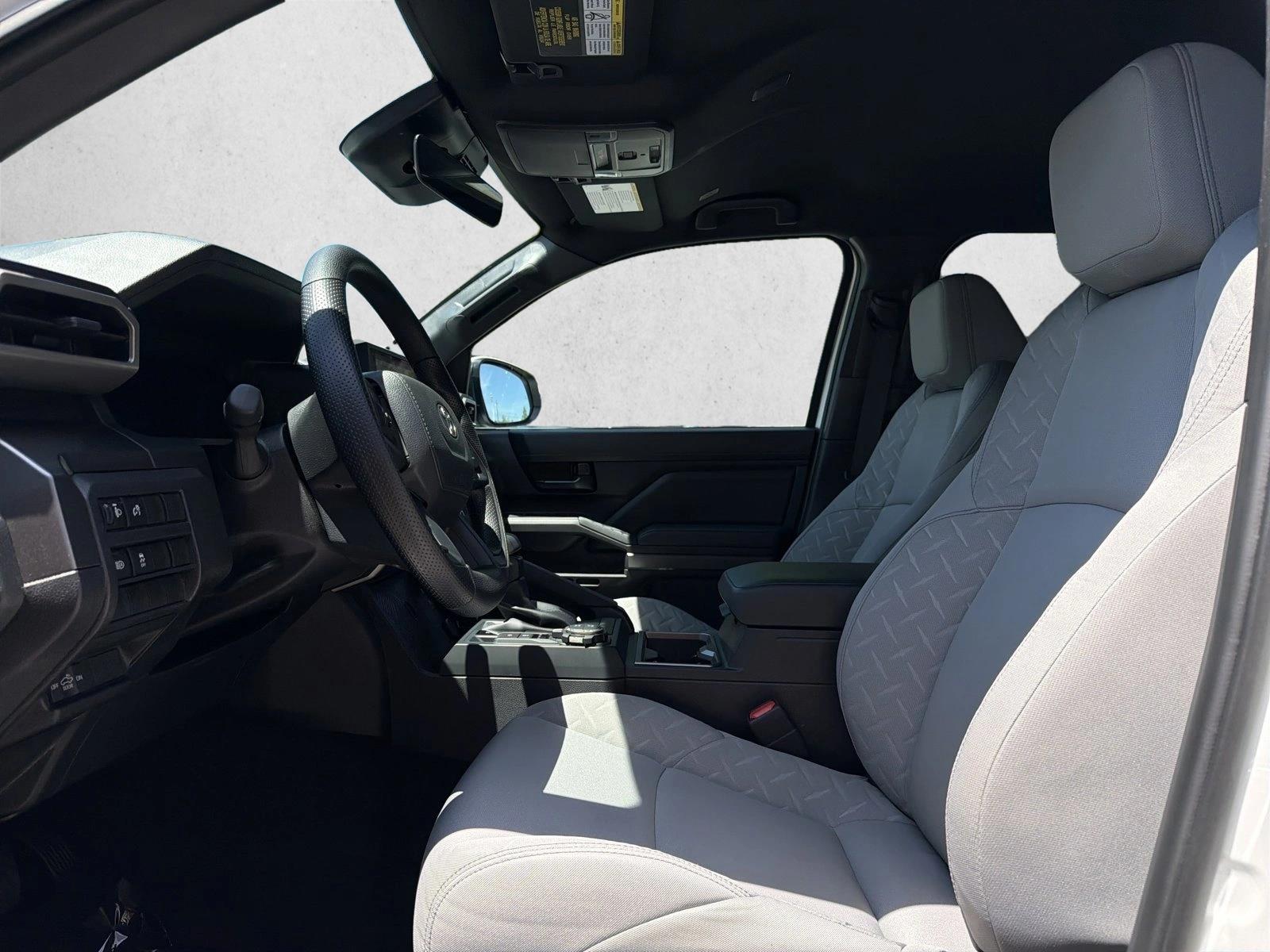 2026 Toyota Tacoma SR5 - Photo 10