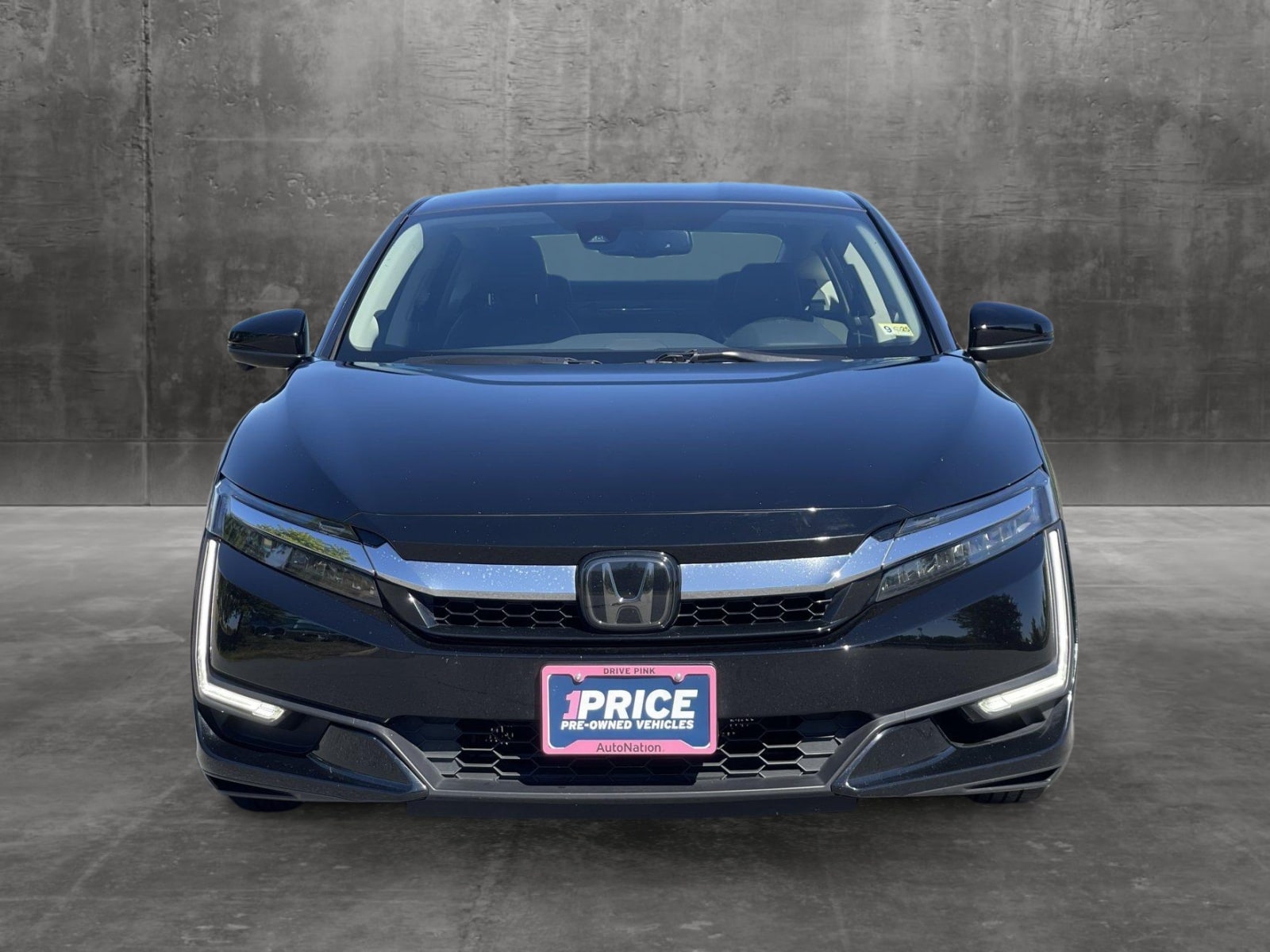 Used 2018 Honda Clarity Touring with VIN JHMZC5F33JC002062 for sale in Leesburg, VA