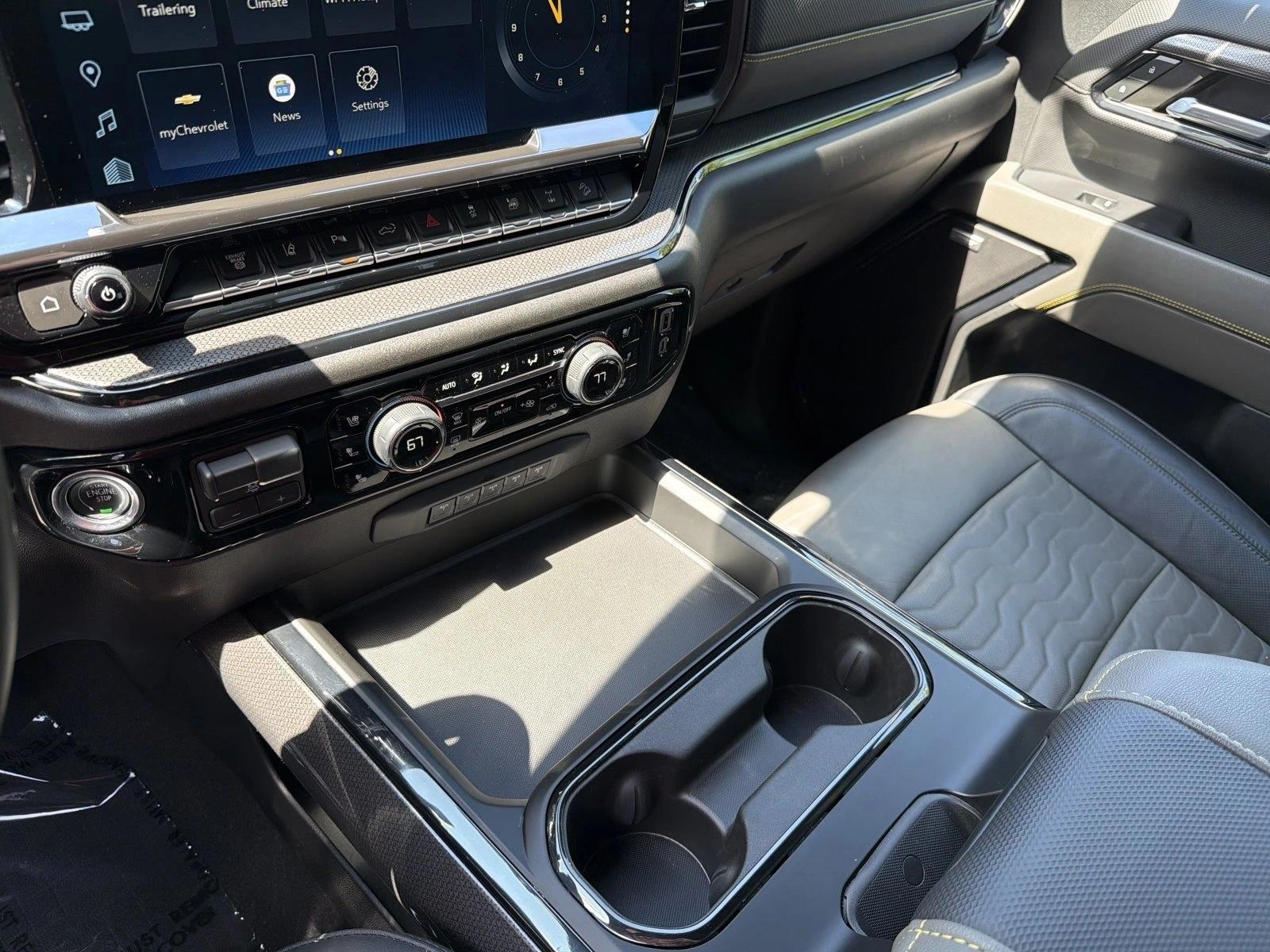 2024 Chevrolet Silverado 2500HD ZR2 - Photo 21