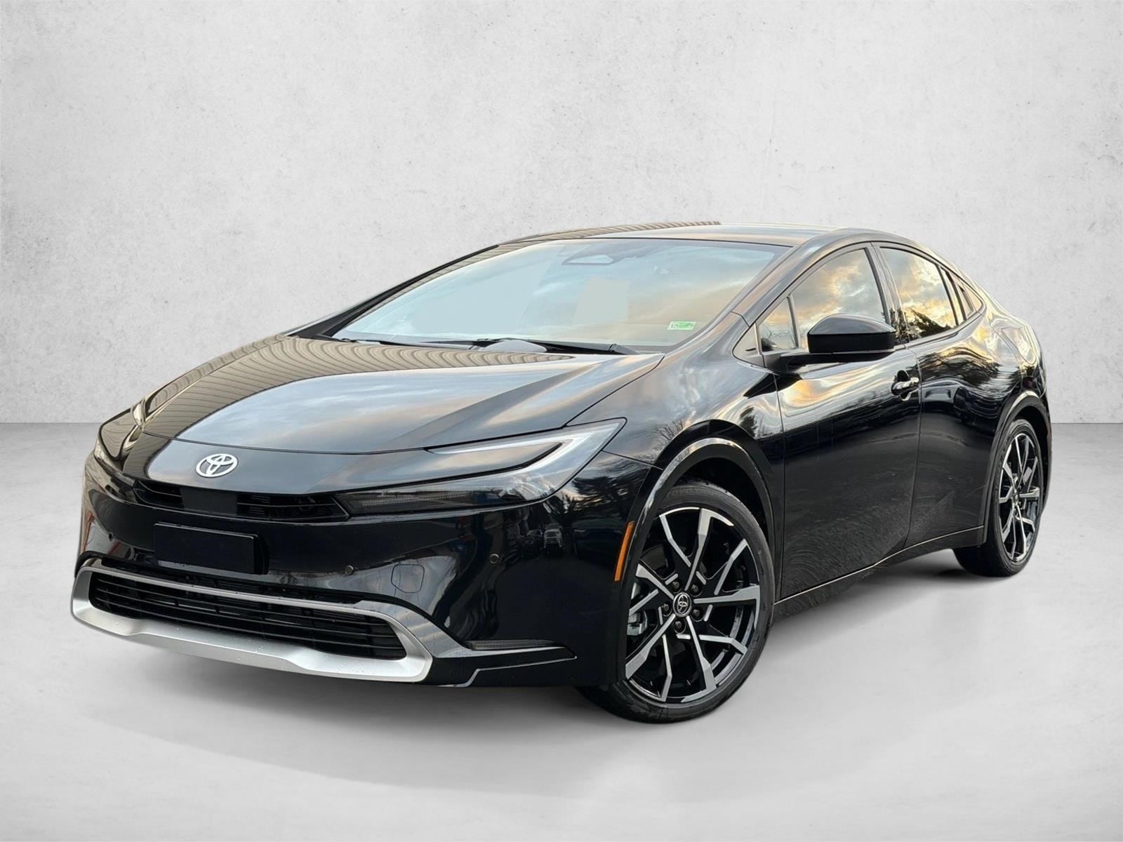 2026 Toyota Prius XSE's photo