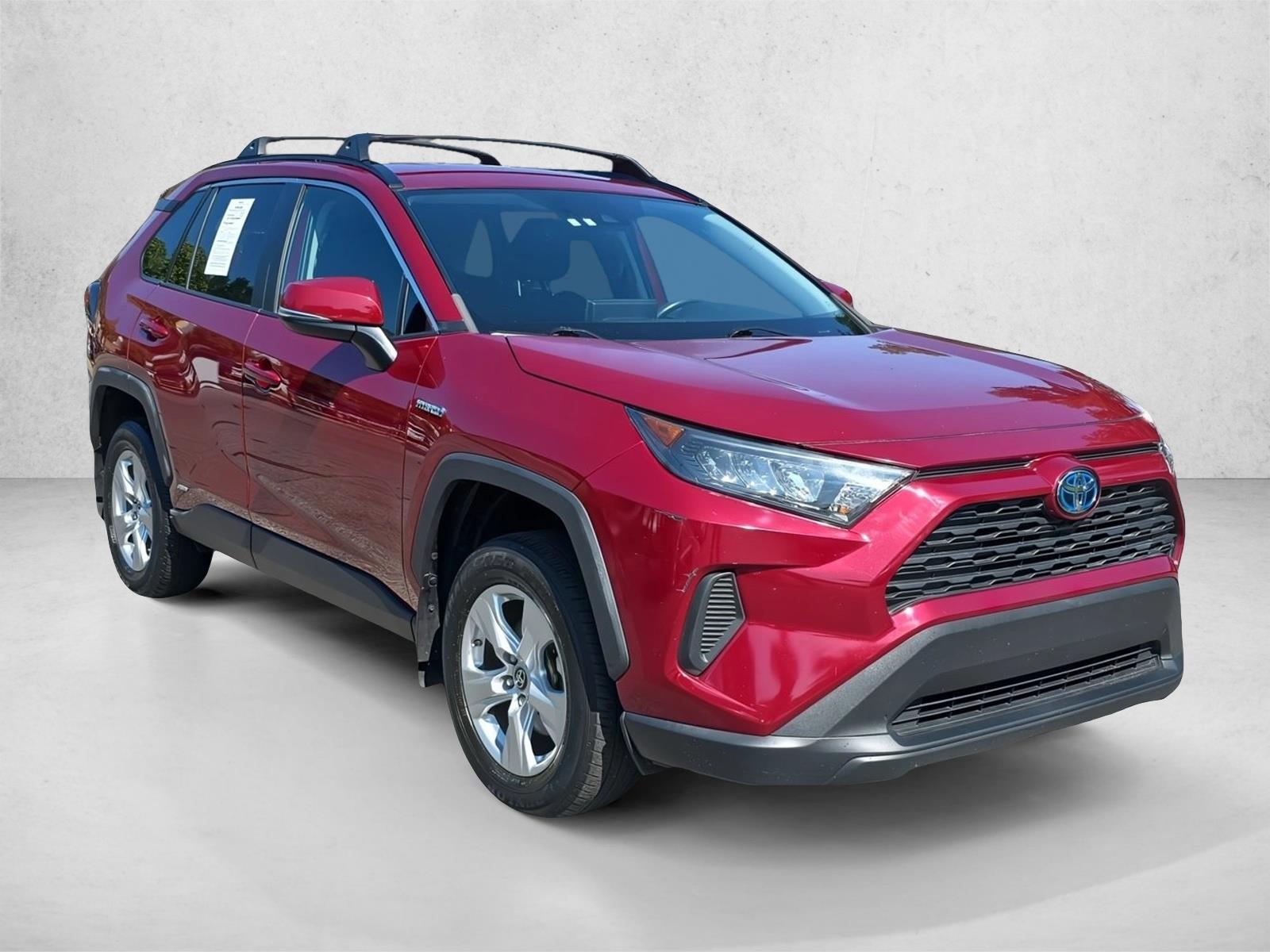 2019 Toyota RAV4 Hybrid LE photo 3