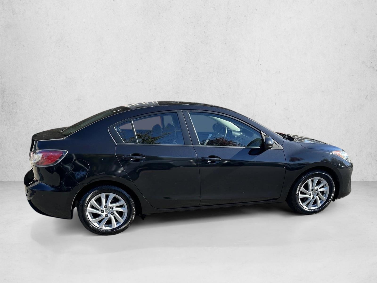 2012 Mazda Mazda3 Grand Touring Sedan photo 4