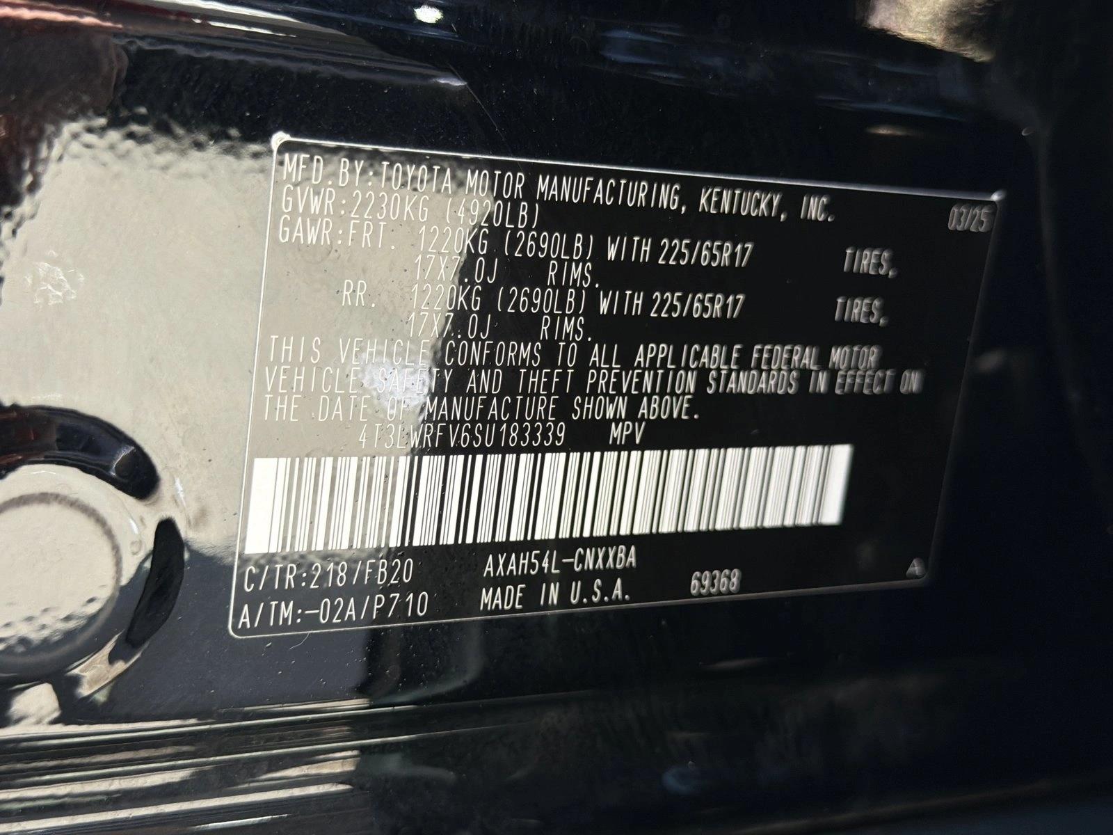 2025 Toyota RAV4 LE - Photo 26