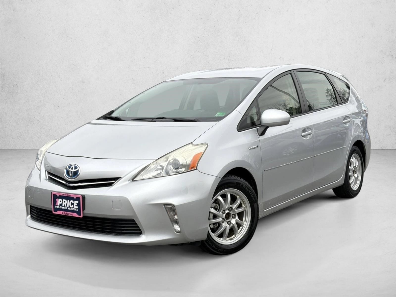 2013 Toyota Prius v Five