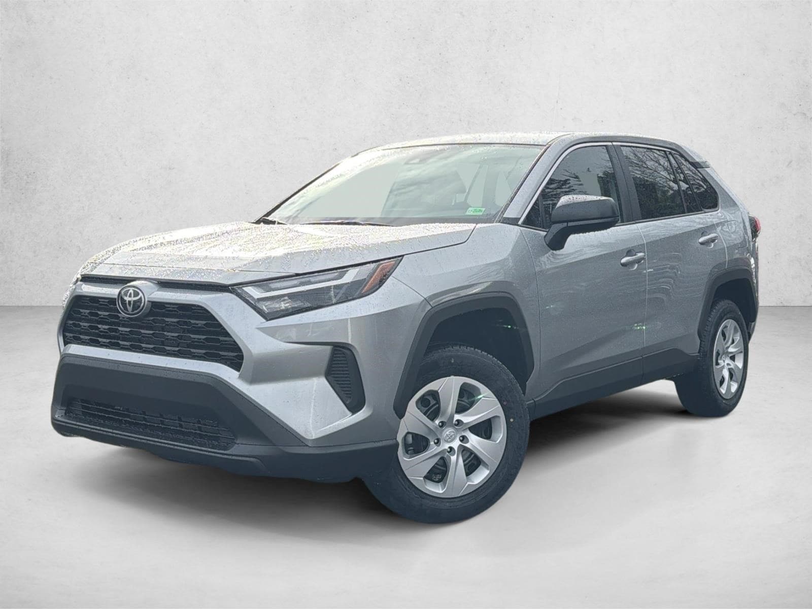 2025 Toyota RAV4 LE's photo