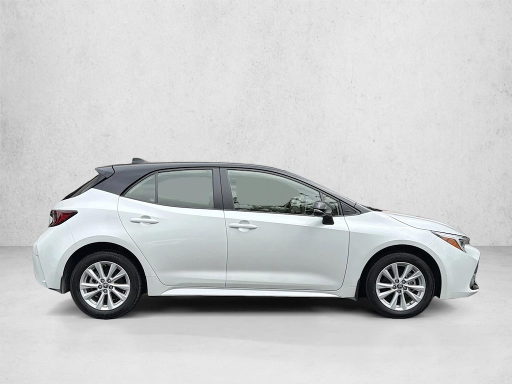 Certified 2025 Toyota Corolla Hatchback SE Hatchback