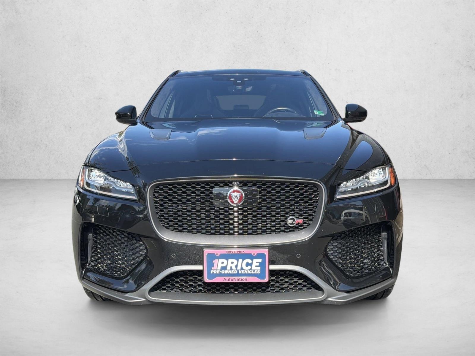 2020 Jaguar F-PACE SVR photo 2