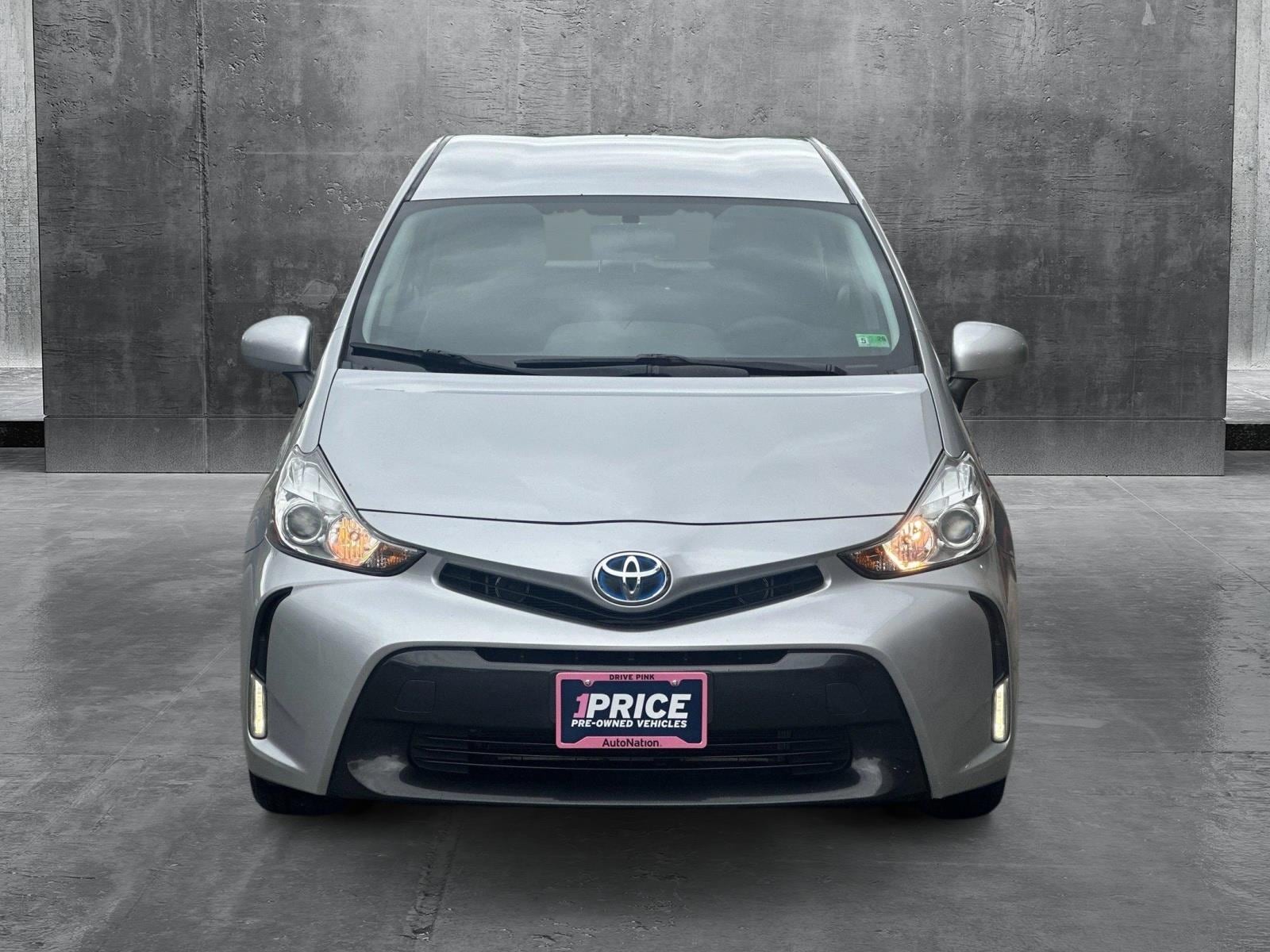 Used 2015 Toyota Prius v Three with VIN JTDZN3EUXFJ025318 for sale in Leesburg, VA