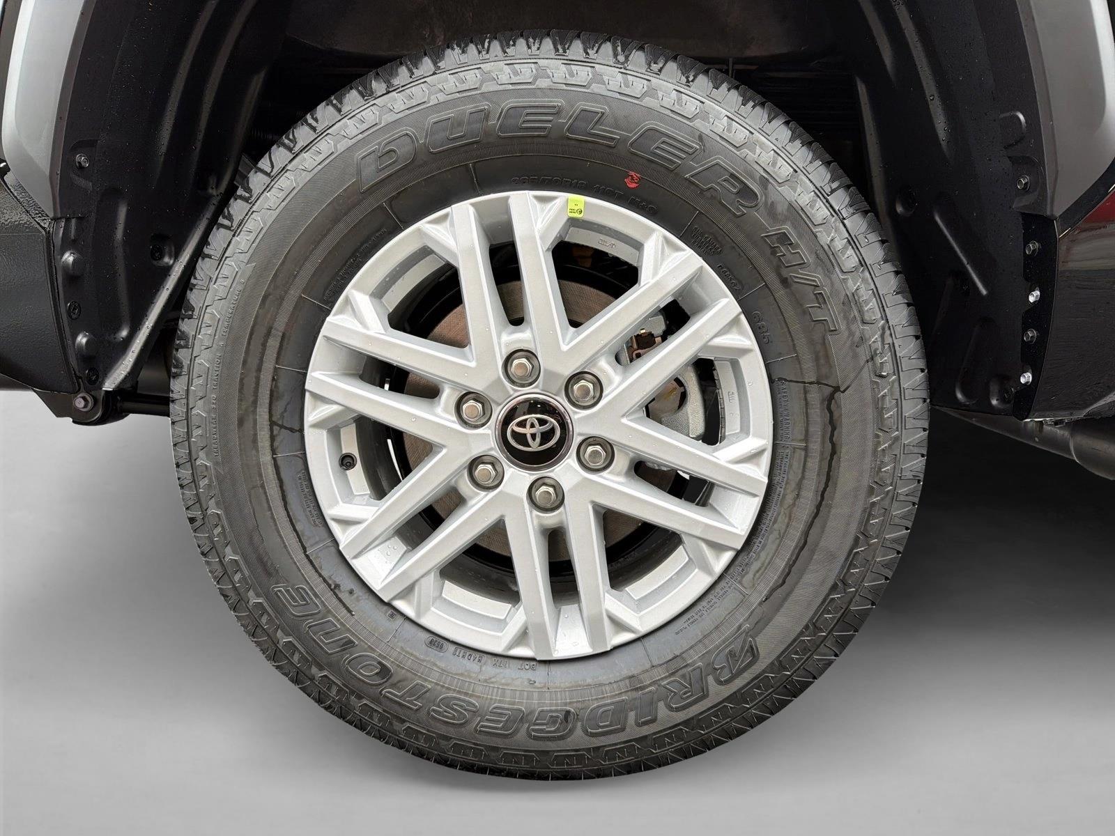 2026 Toyota Tundra SR5 - Photo 9
