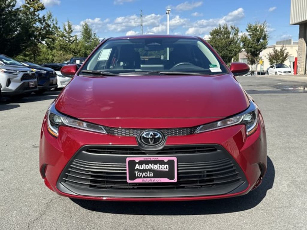 Certified 2025 Toyota Corolla LE Sedan