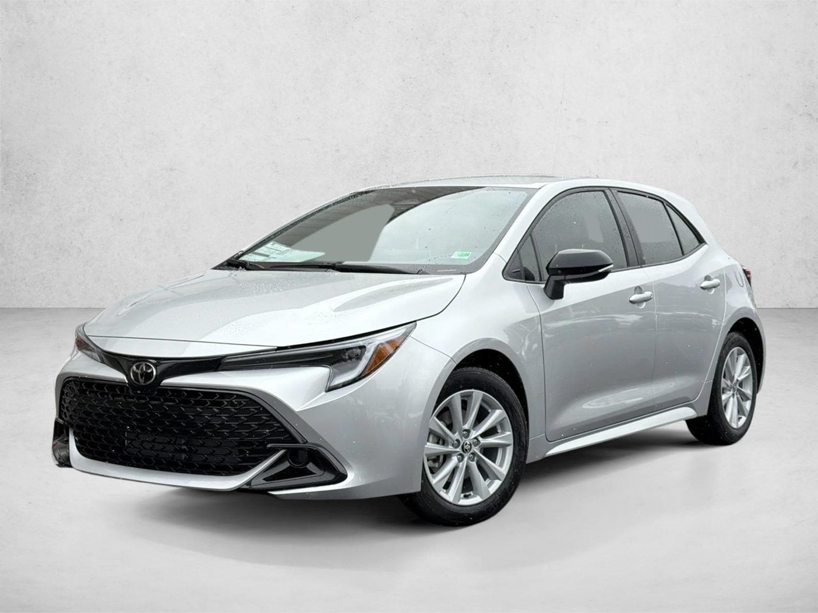 2026 Toyota Corolla Hatchback SE's photo