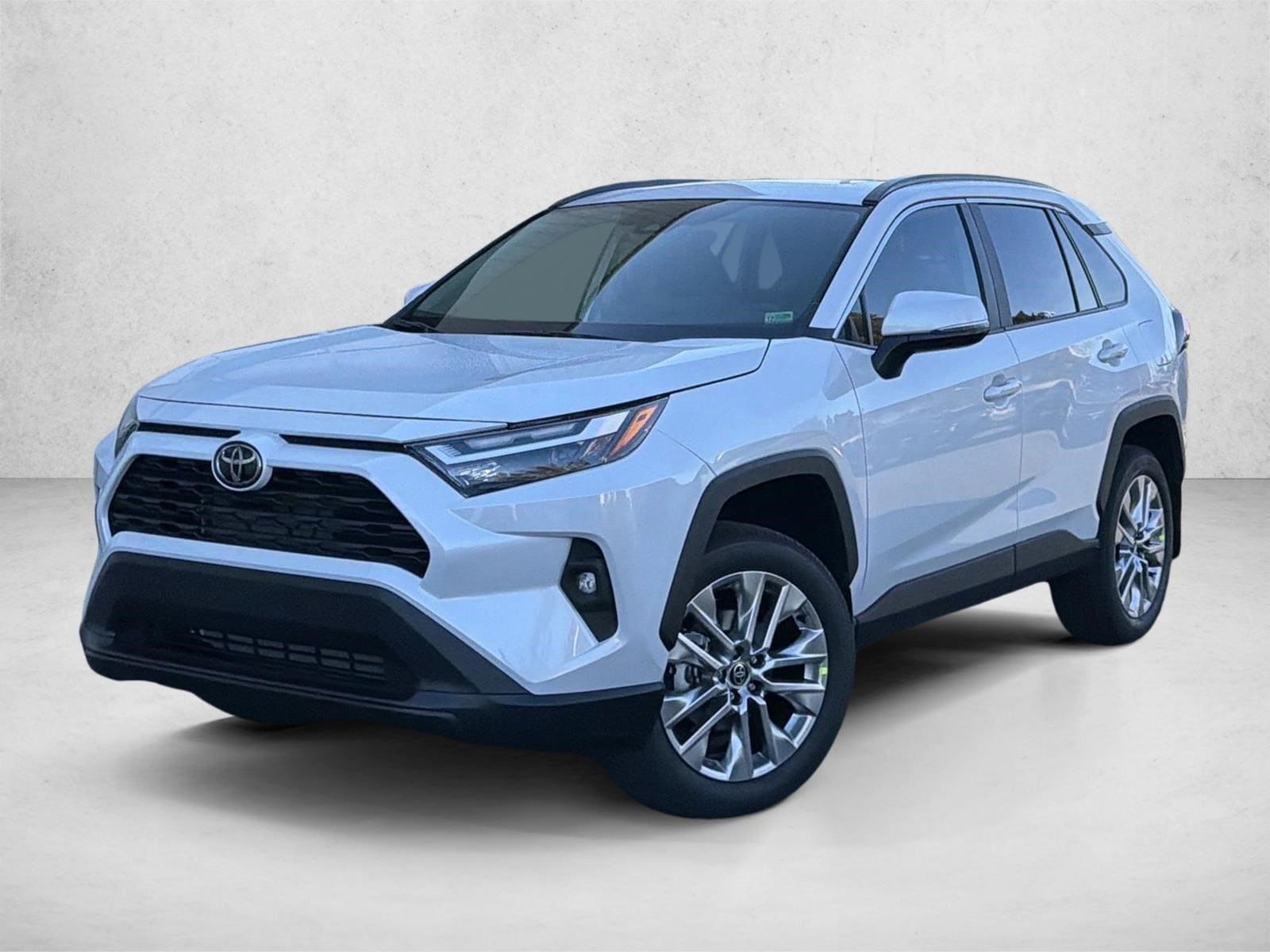 2025 Toyota RAV4 XLE Premium's photo