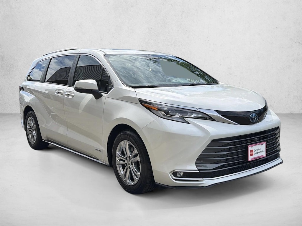 Used 2021 Toyota Sienna Platinum 7 Passenger Van