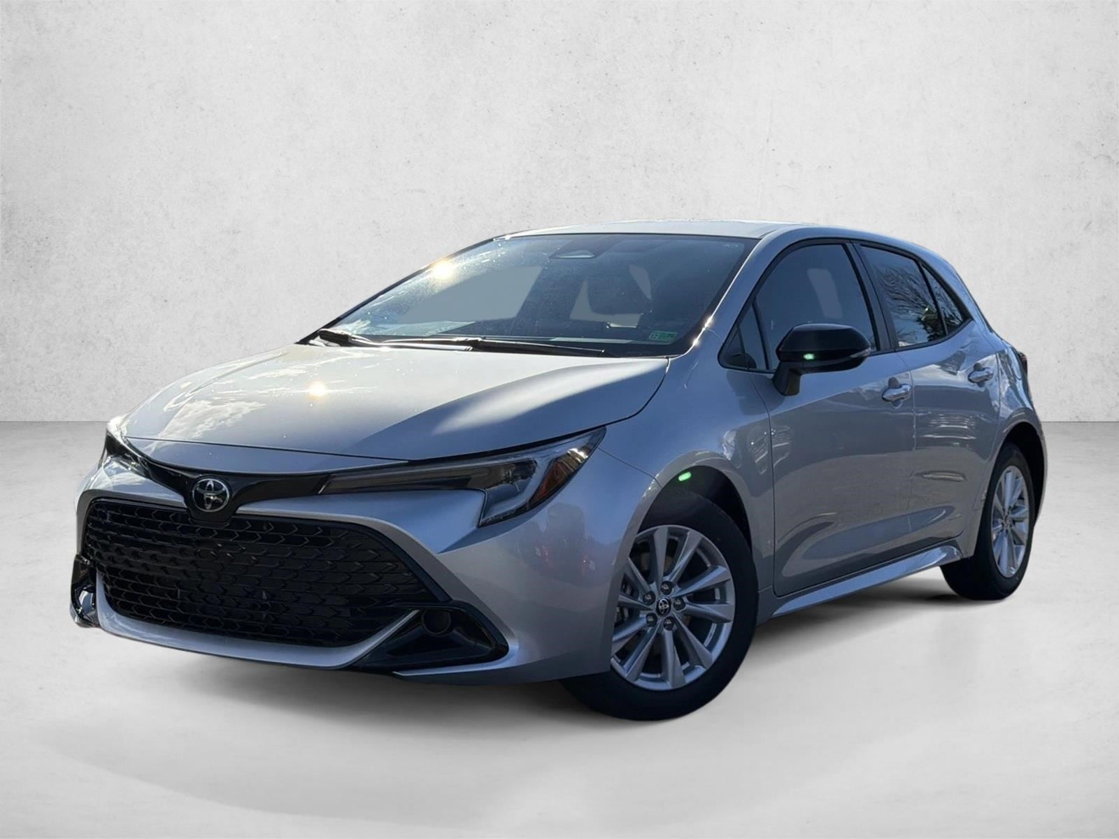 2026 Toyota Corolla Hatchback SE's photo
