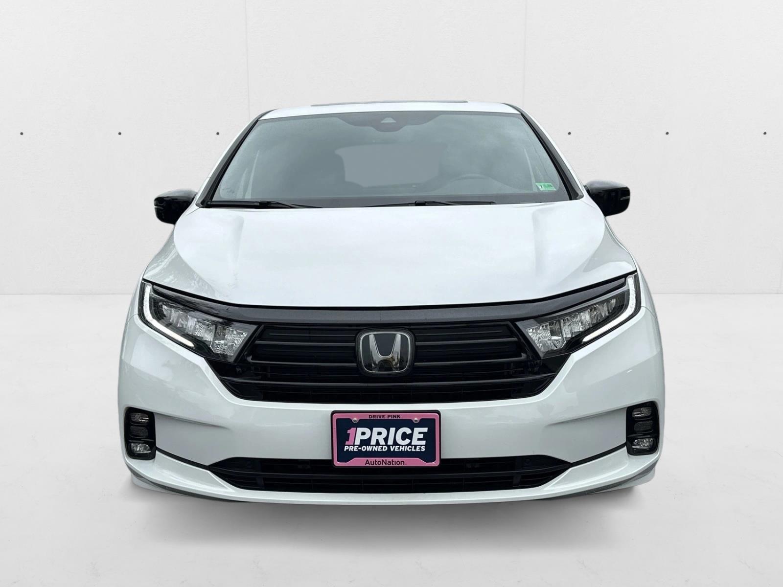 2024 Honda Odyssey Sport photo 2