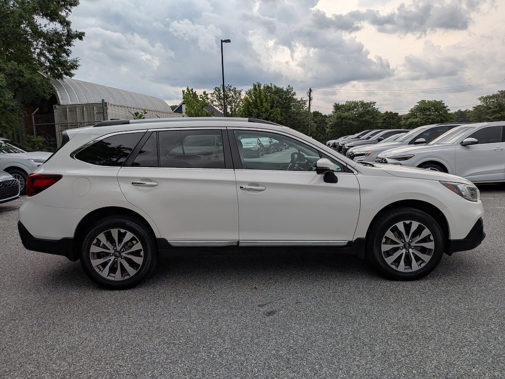Used 2018 Subaru Outback 2.5i Touring with Starlink SUV