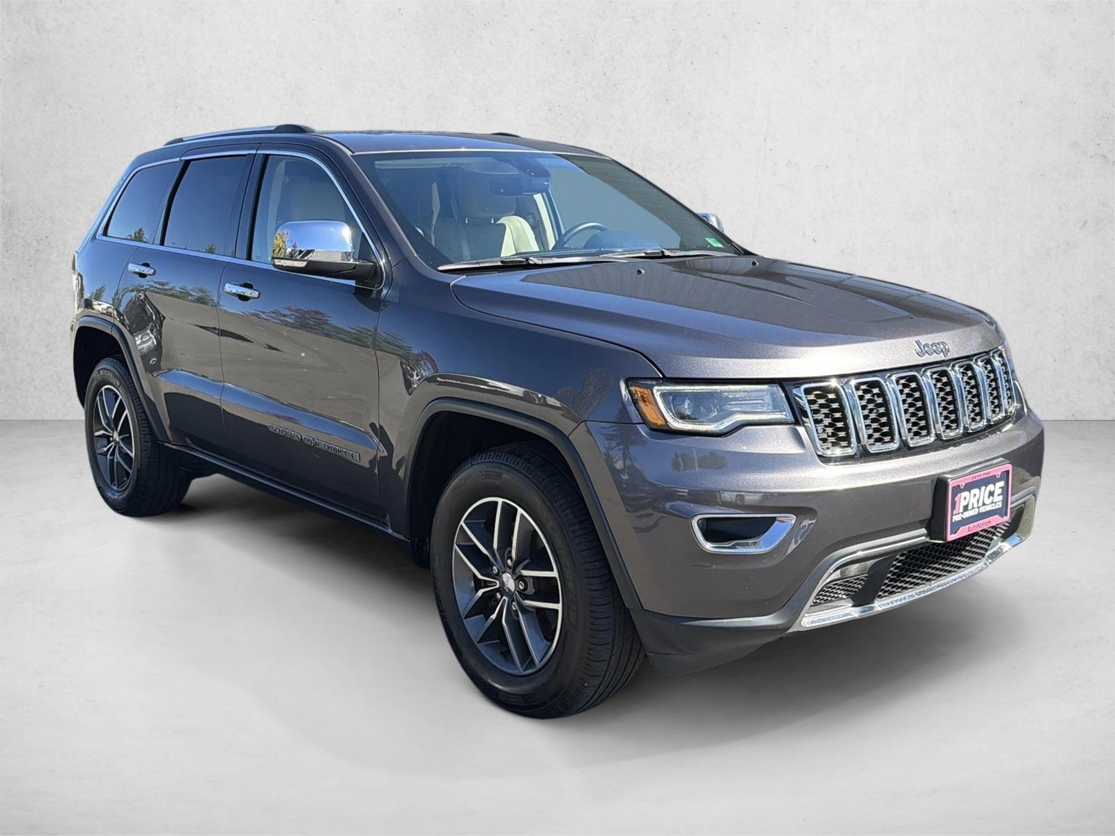 2017 Jeep Grand Cherokee Limited photo 3