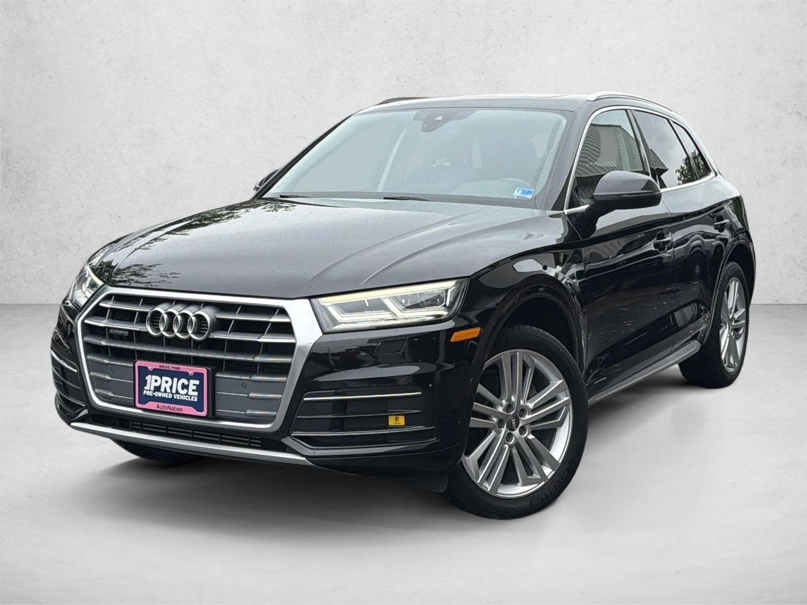 2018 Audi Q5 2.0T quattro S tronic Premium Plus's photo