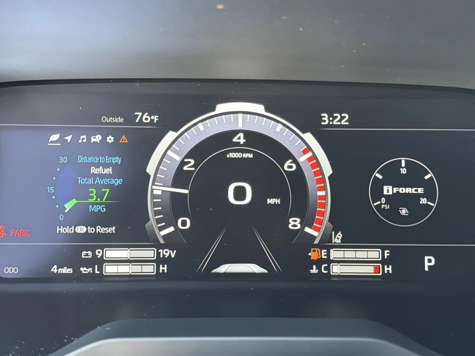 2026 Toyota Tundra Platinum - Photo 14