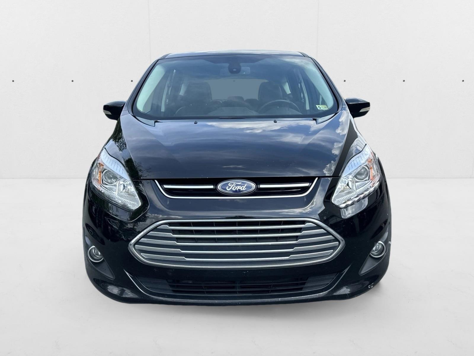 2017 Ford C-Max Energi Titanium photo 2
