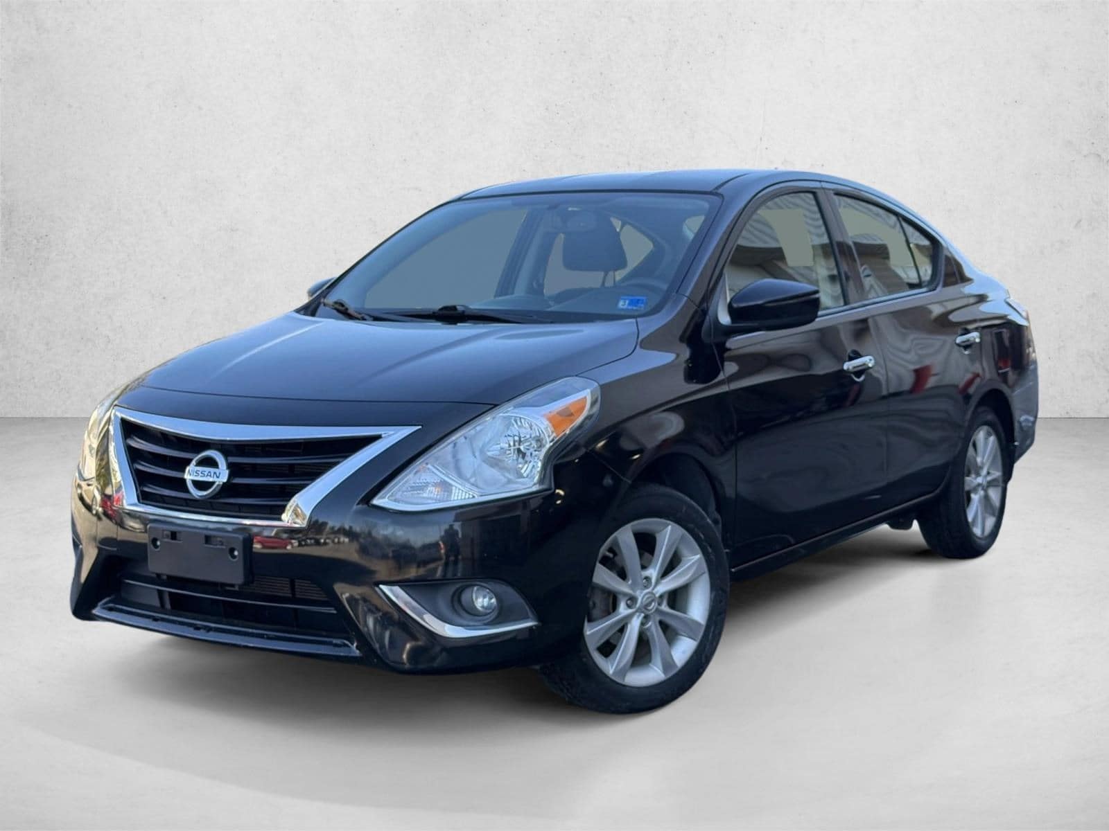 2016 Nissan Versa Sedan SL