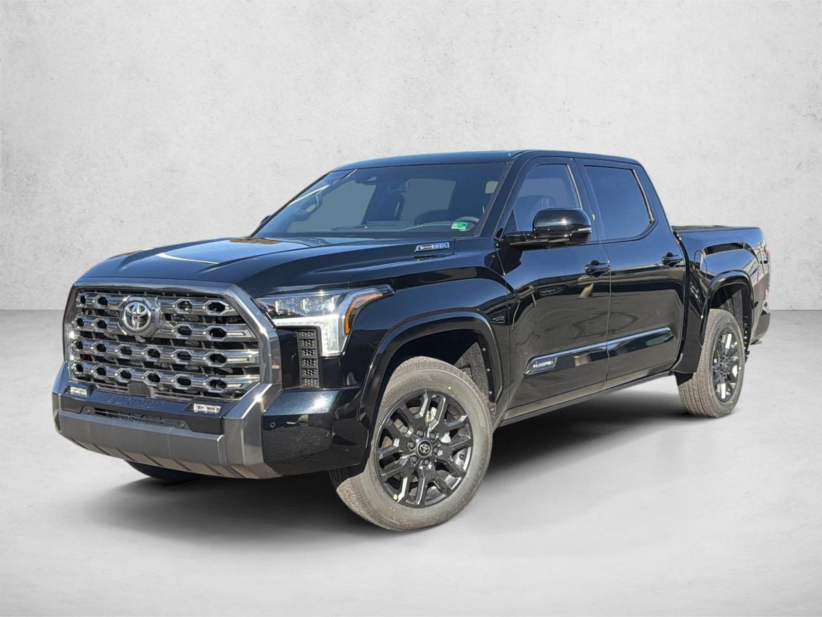 2026 Toyota Tundra Platinum's photo