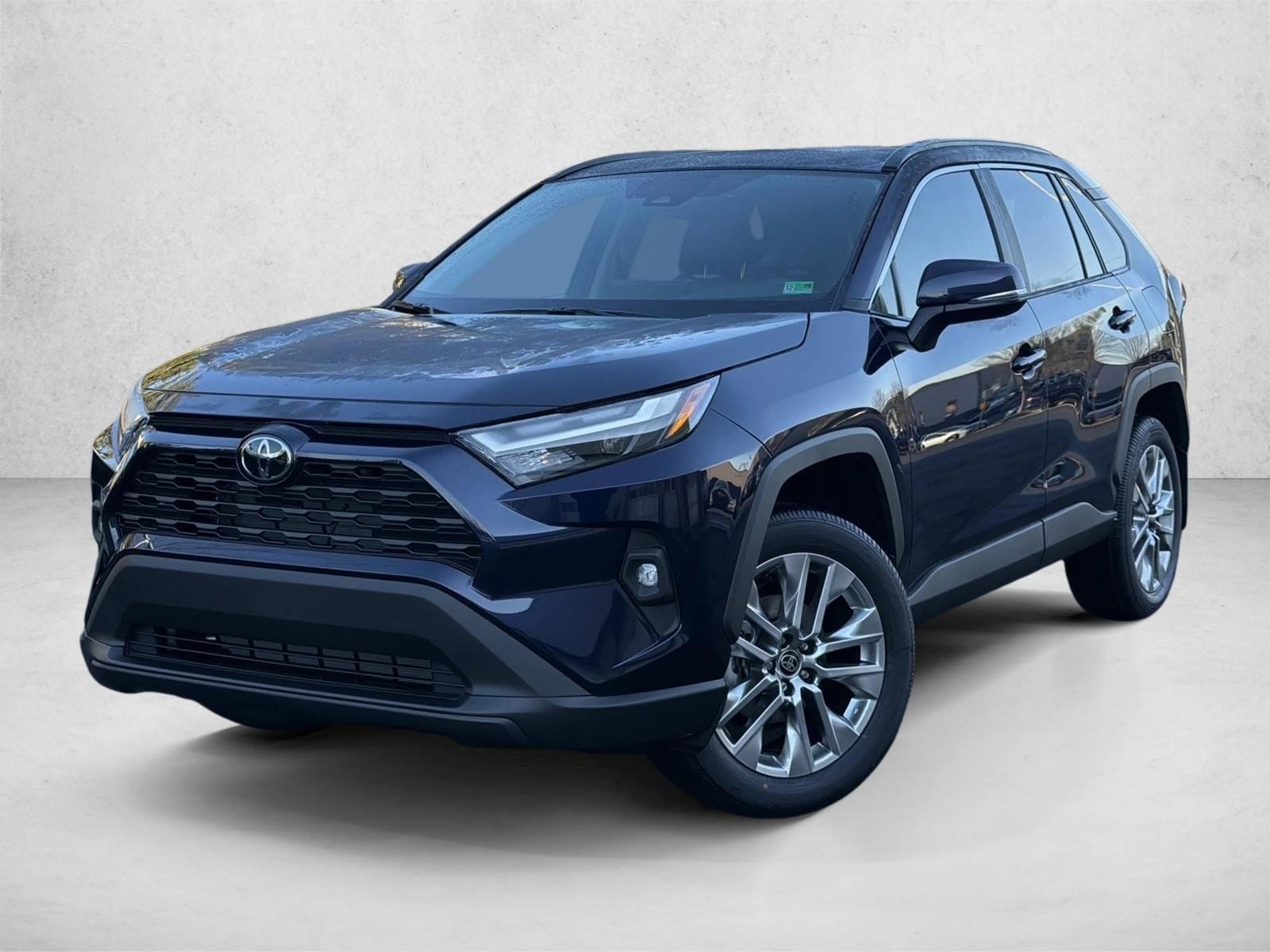 2025 Toyota RAV4 XLE Premium's photo