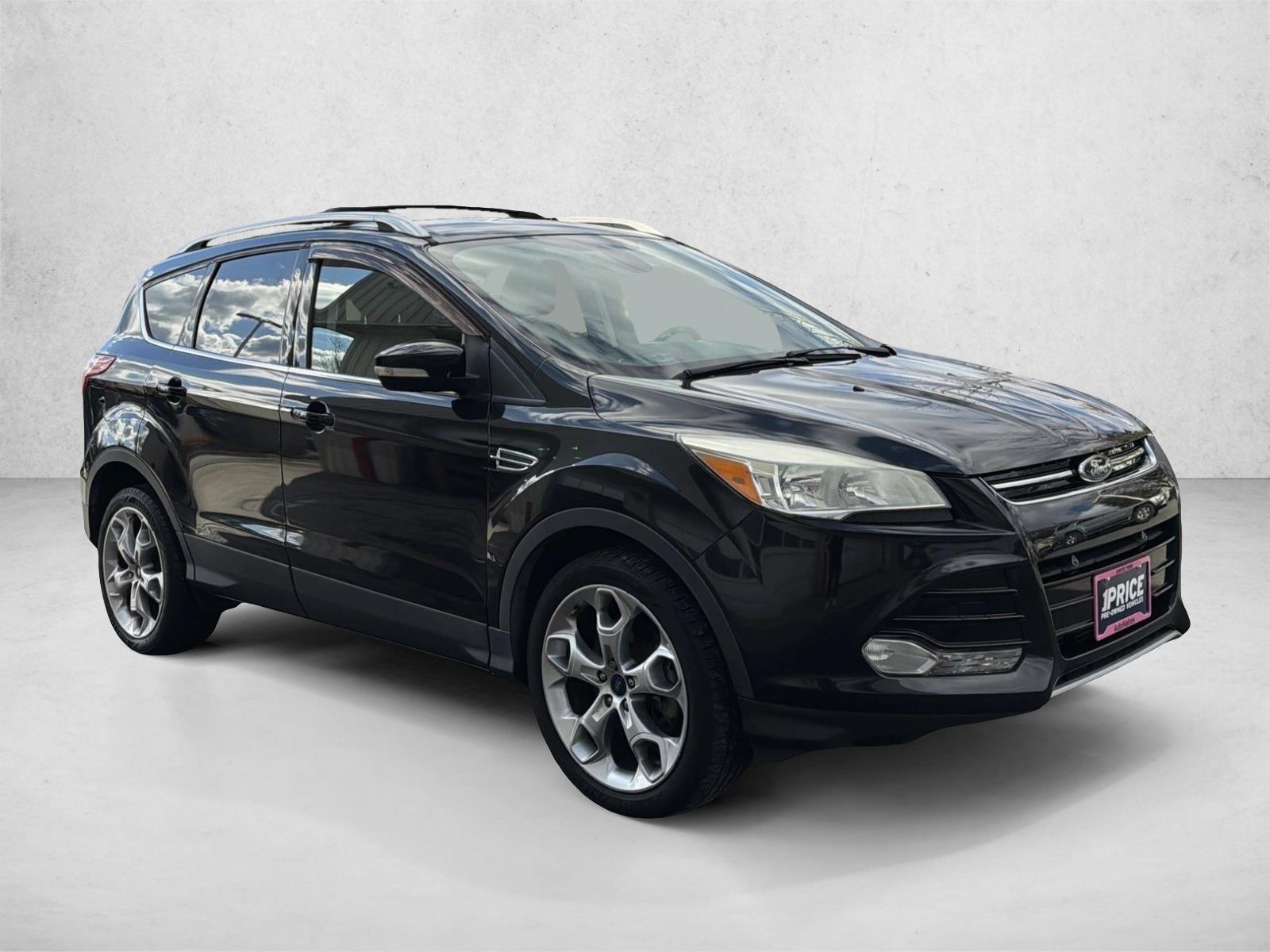 2015 Ford Escape Titanium photo 3