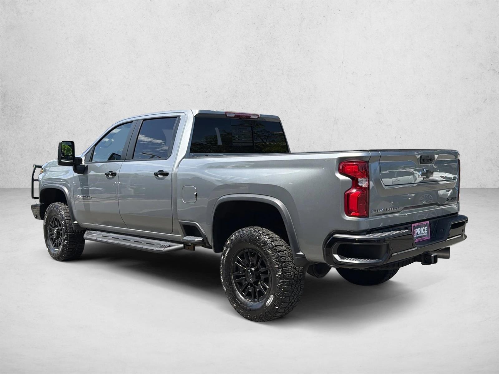 2024 Chevrolet Silverado 2500HD ZR2 - Photo 7