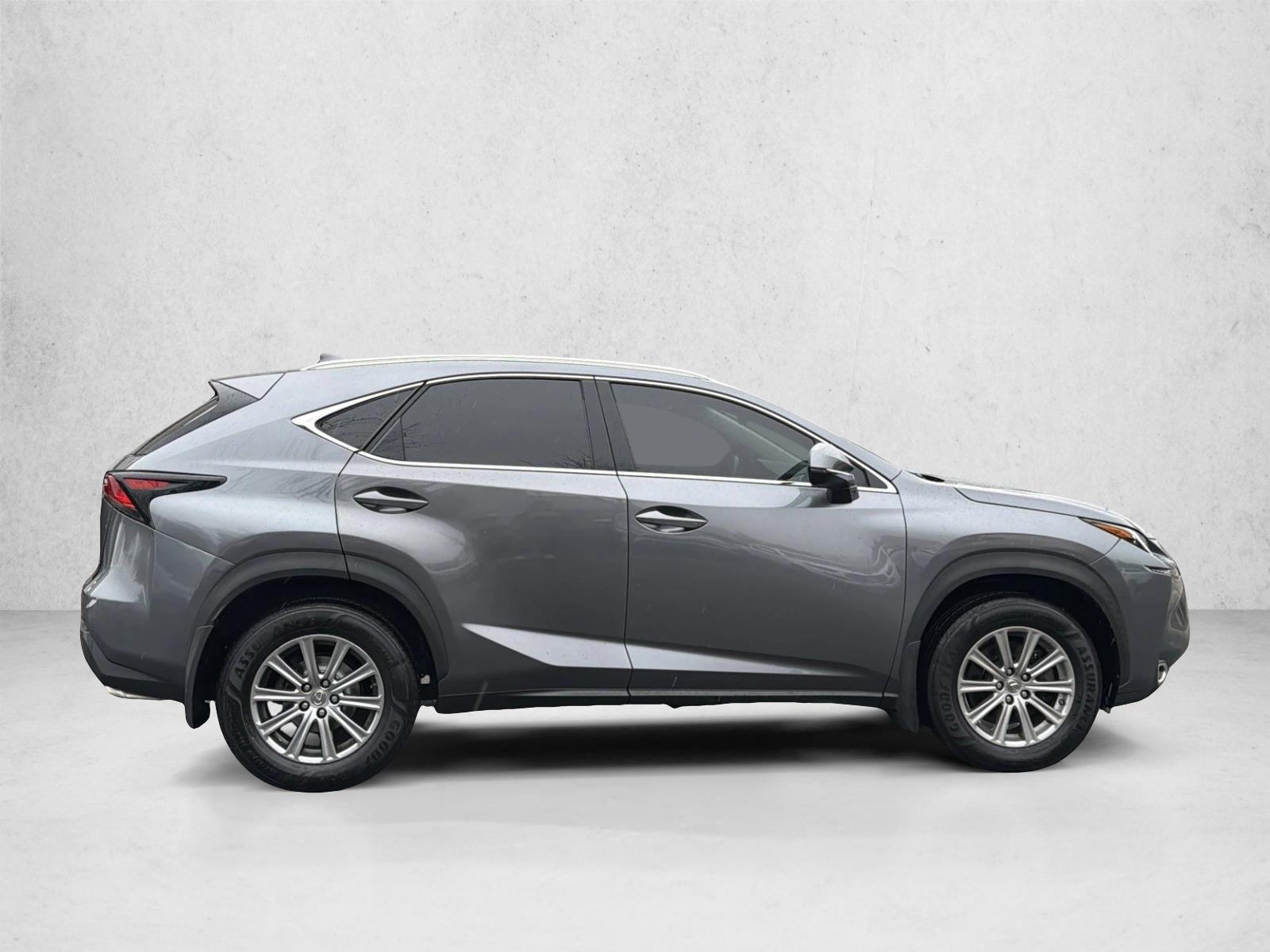 2016 Lexus NX 200t Luxury photo 4