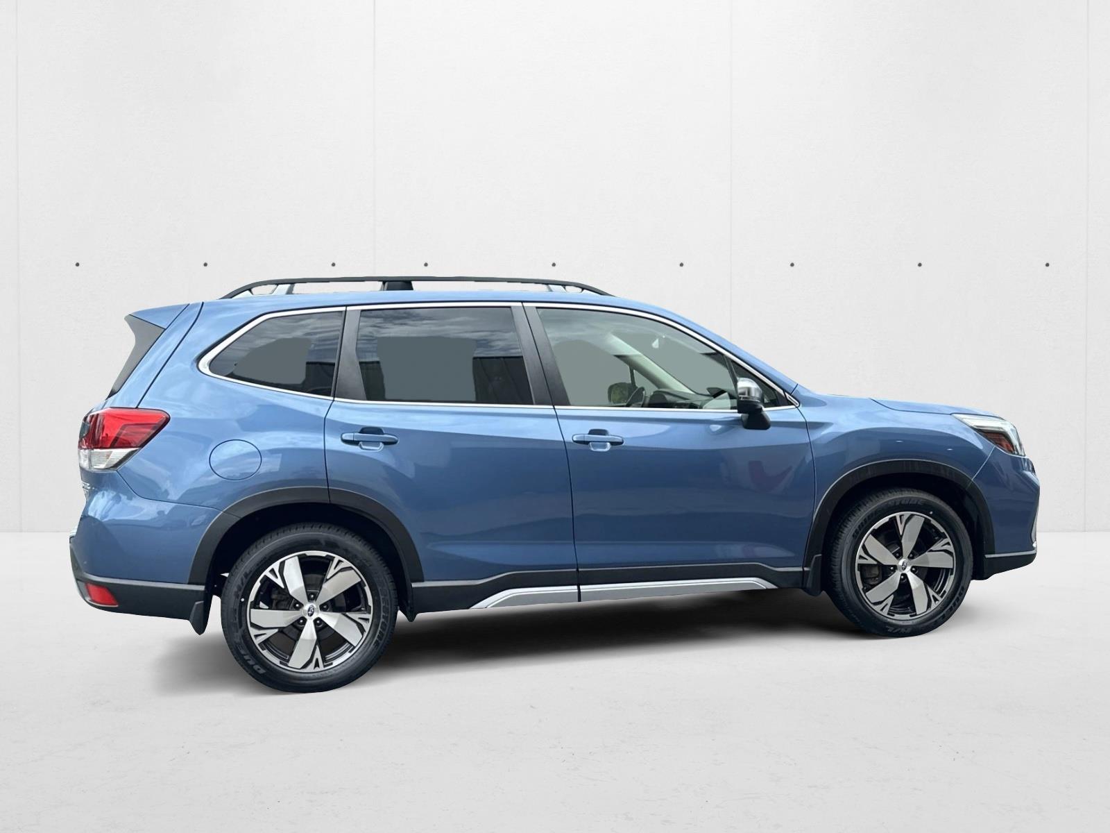 2021 Subaru Forester Touring photo 4