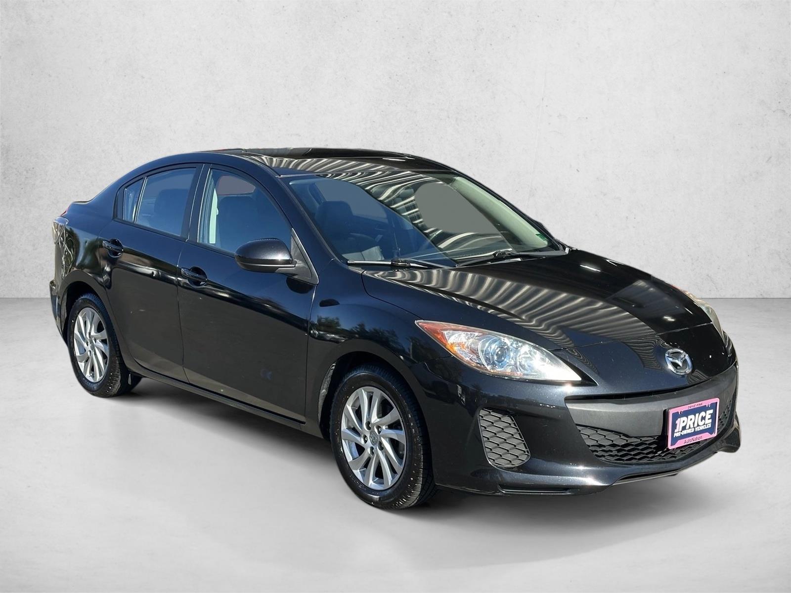 2012 Mazda Mazda3 Grand Touring Sedan photo 3