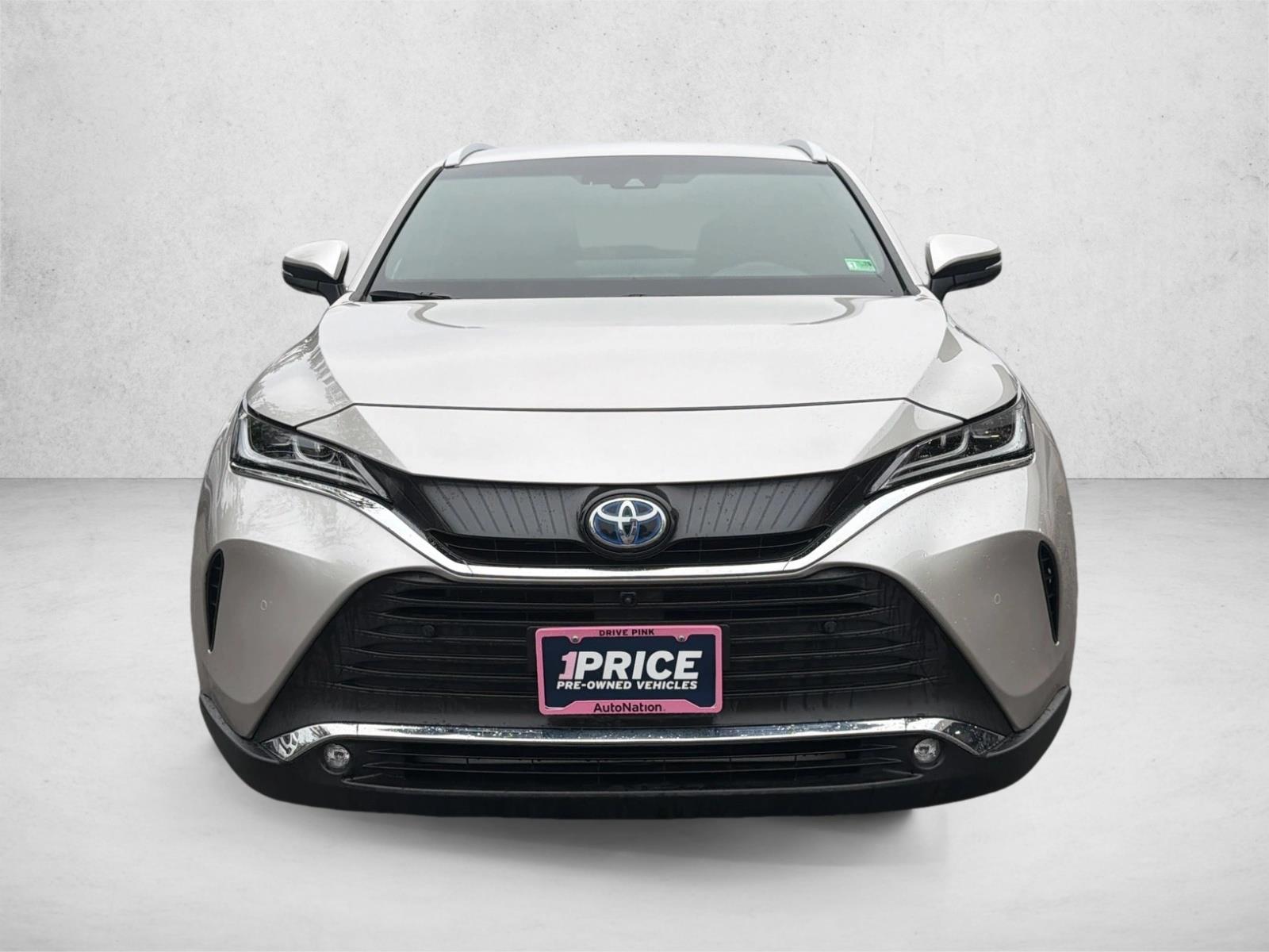 2024 Toyota Venza Limited photo 2