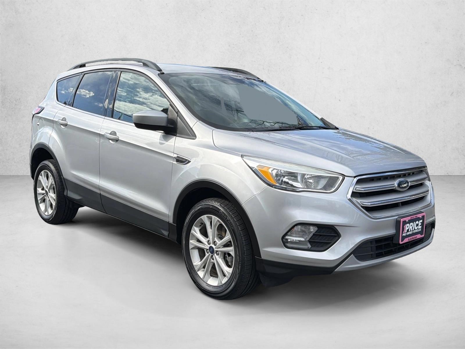 2018 Ford Escape SE photo 3