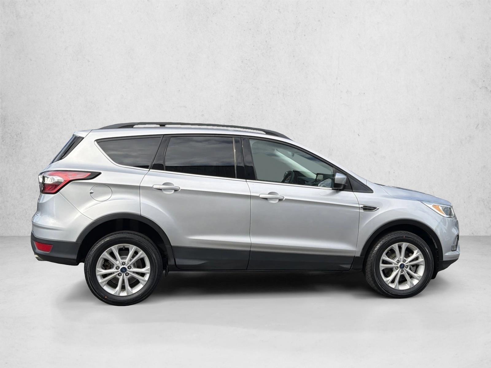 2018 Ford Escape SE photo 4